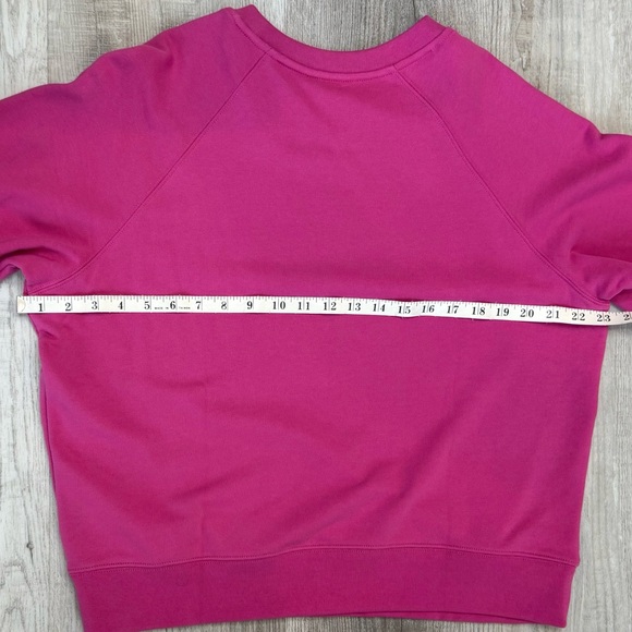 Kate Spade Embroidered Logo Crewneck Sweatshirt Women’s size L Magenta Lipstick - Picture 9 of 11